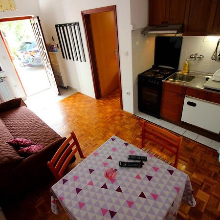 Guesthouse Marija โนวีวีโนดอลสกี ภายนอก รูปภาพ