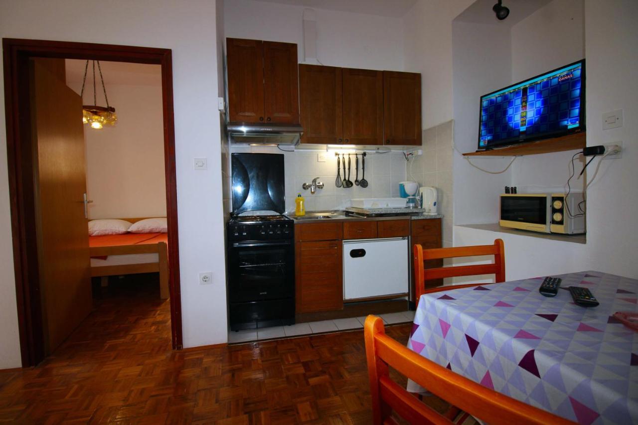 Guesthouse Marija โนวีวีโนดอลสกี ภายนอก รูปภาพ