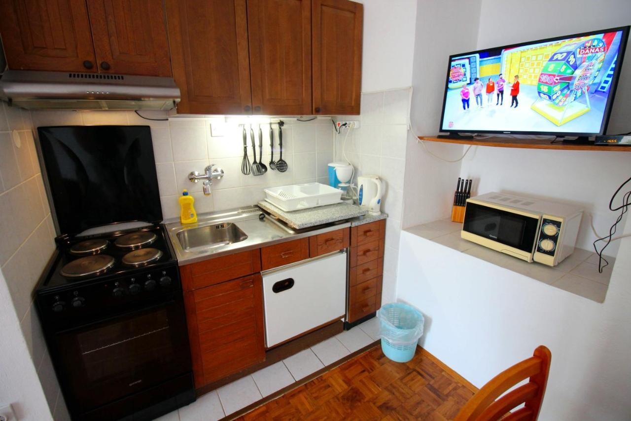 Guesthouse Marija โนวีวีโนดอลสกี ภายนอก รูปภาพ