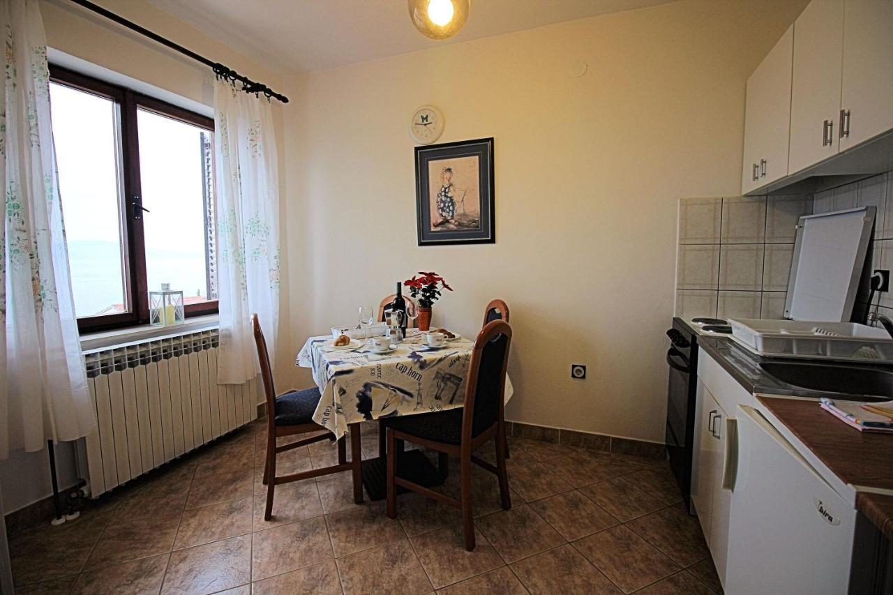Guesthouse Marija โนวีวีโนดอลสกี ภายนอก รูปภาพ