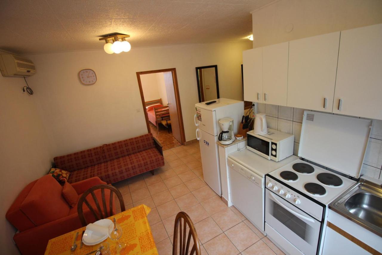 Guesthouse Marija โนวีวีโนดอลสกี ภายนอก รูปภาพ